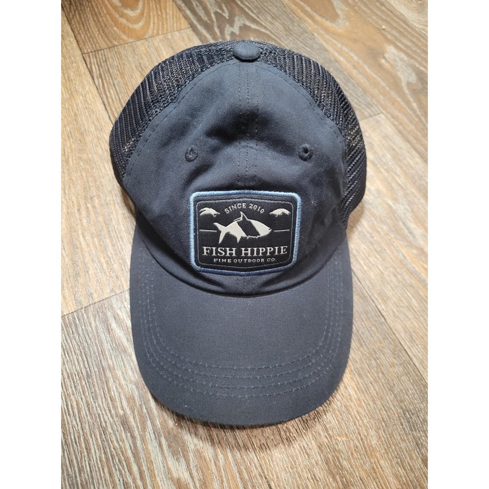 Fish Hippie Mens Navy Blue Mesh Back Trucker Hat Adjustable Snapback Fishing Cap